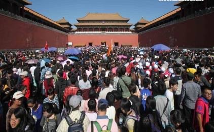 五一小长假的真实面目成为热门话题,假期出行有什么要注意的?