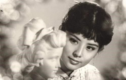 宫雪花作为第一美妇,曾被克林顿接待,如今为何无人敢娶?