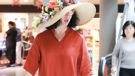 金星和杨丽萍之间有哪些差距？