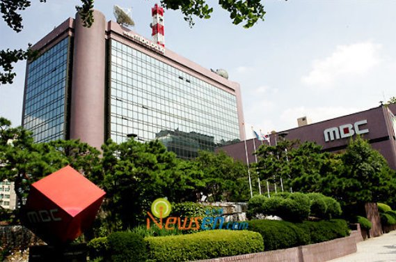 韩国SBS、MBC、KBS 三大电视台旗下的综艺节目分别有哪些？？？ （需要详细的综艺节目名录）