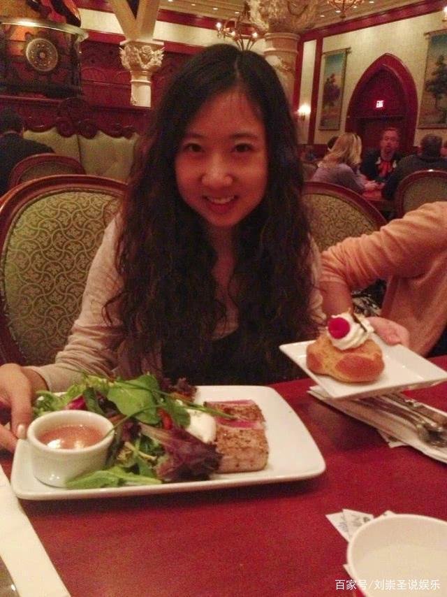 2017年,那个说“美国空气都香甜的”女孩杨舒平,如今怎么样了?