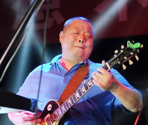 臧天朔的两个女人：李梅不离不弃，斯琴格日乐伤心离去，她们都是什么关系？