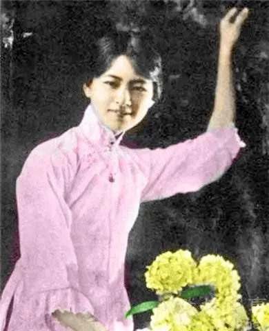 林徽因的后代现状如何，林徽因的女儿和后母怄气十年，为何孙子孙女不姓梁?