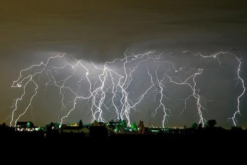 二年级下册写话大自然真奇妙,你见过哪些奇妙的自然现象？