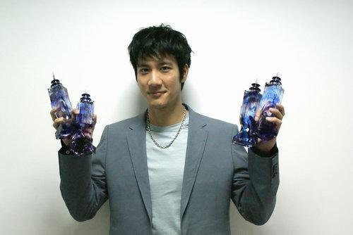 龚俊评论王力宏生日微博为他庆生,为何他称呼王力宏为“二哥”?