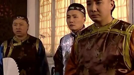 电视剧《雍正王朝》:弘时和老三胤祉去抄家,到了八爷府老三为何不敢进去?
