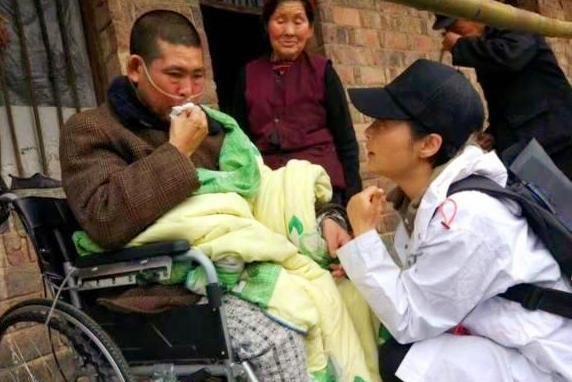 与袁立同居12年的富商徐威,为何转头就娶了张怡宁?