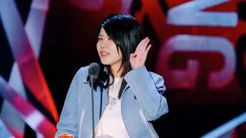 脱口秀演员杨笠被举报，究竟是因为什么原因呢？