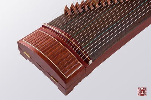 我想问一下特氏古夷苏木古筝好,还是红木古筝好?