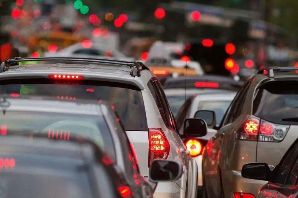 五一小长假的真实面目成为热门话题,假期出行有什么要注意的?