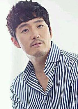 《金钱之花》的男主角是谁？