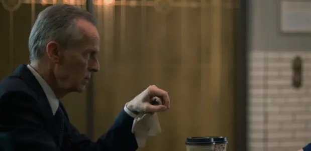 《纸牌屋》一共出了几季?