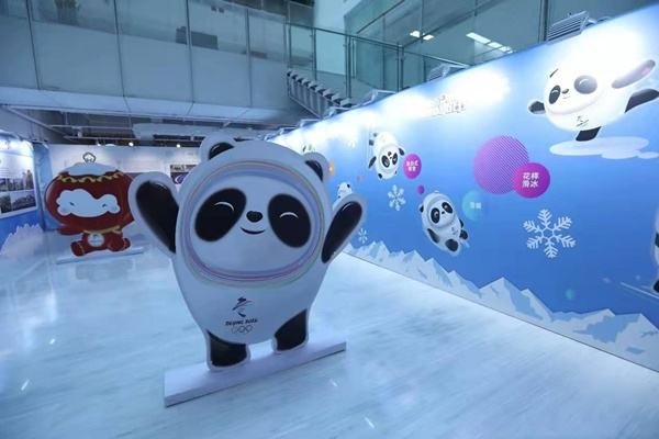 冰墩墩爆红名场面合集来了,你是从什么时候开始喜欢上冰墩墩的呢?