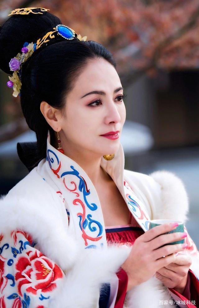 田丽:被遗忘古装女神,曾遭马景涛施暴,二度离婚后退圈隐居,今现状如何?