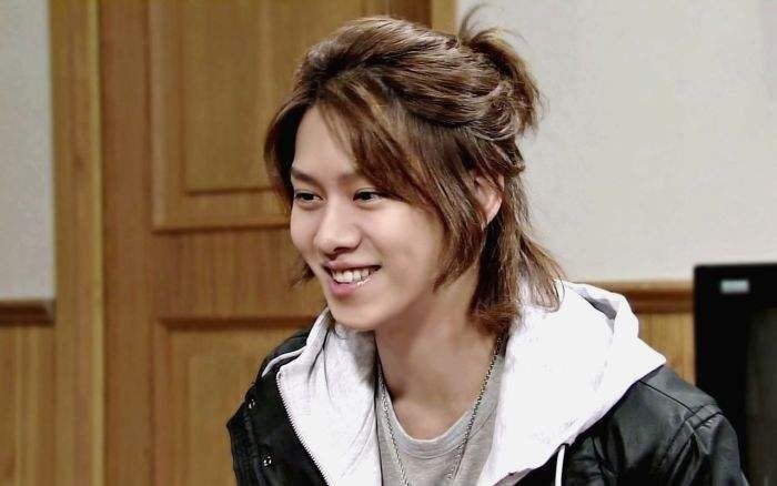 金希澈早年的颜值处于什么水平，真的有别人说的那么惊为天人吗？