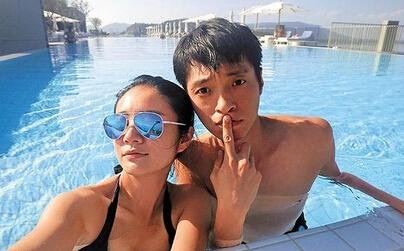 安钧璨和安以轩的关系?