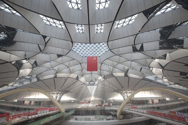 大兴机场是一个交通枢纽,为何网友却称它为美食购物天堂?