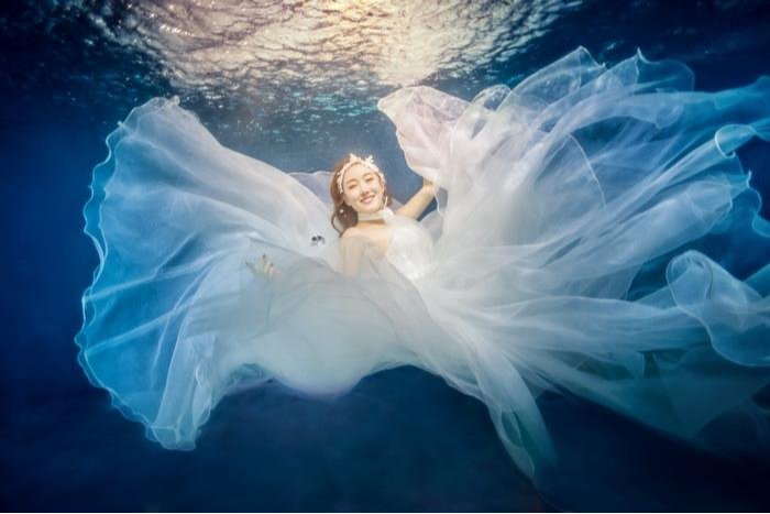 大家知道三亚当地的婚纱摄影工作室哪个好吗？