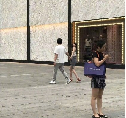 豆得儿怎么认识王思聪的？