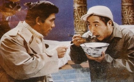 连登11年春晚，为33万版权费退出舞台，陈佩斯现在还好吗？