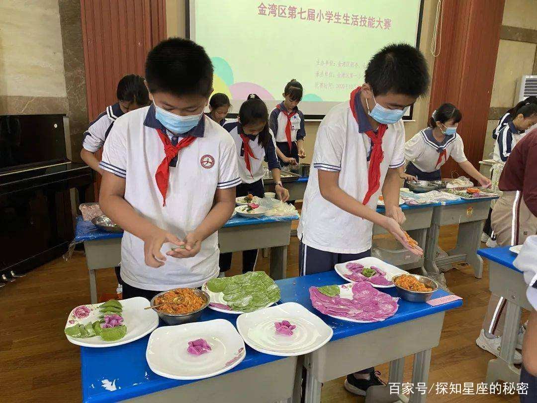 8岁小学生假期学会30多道菜,你会教孩子哪些生活技能?