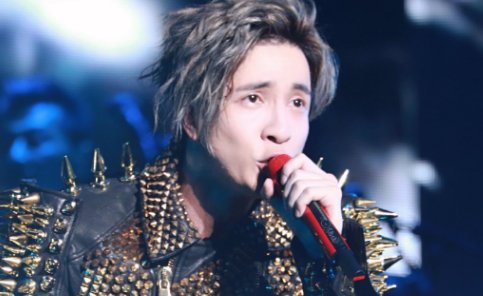 薛之谦升级当爸，晒孩子手指照会被批评的原因是什么？