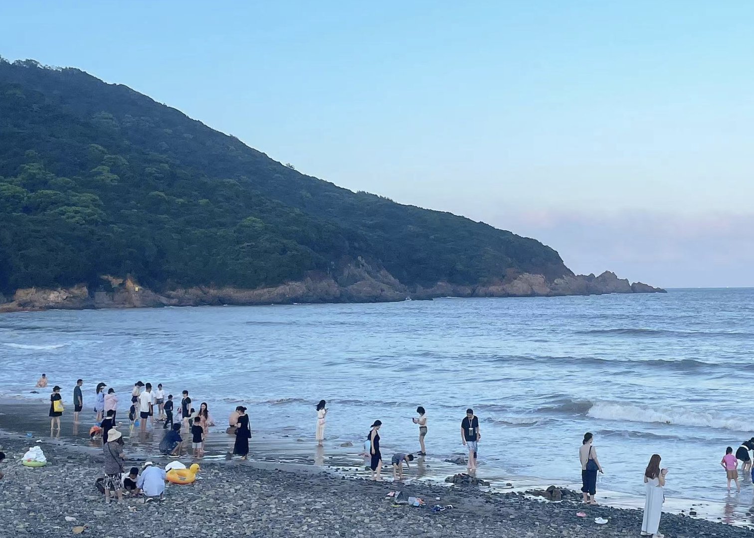 国内去哪个海滩冲浪性价比最高？