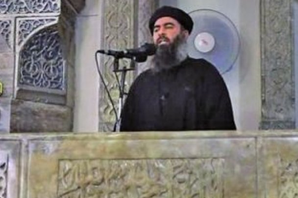 IS头目与两个妻子引爆炸弹背心身亡，明明自杀为何还叫“被击毙”？