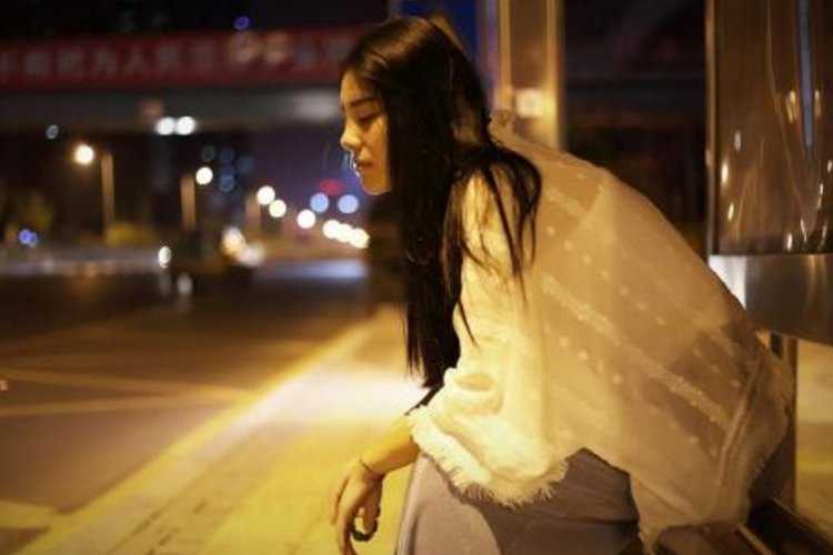 长脸的人适合留什么发型？？