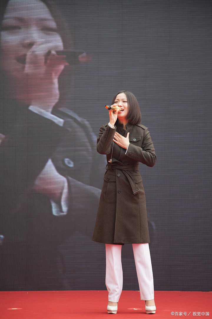 姚贝娜逝世7周年,她的离世和那英脱不了干系,为什么大家选择原谅了那英?