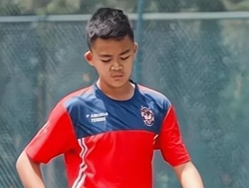 母亲是歌手那英，父亲曾是国足运动员，如今高兴现状如何了？