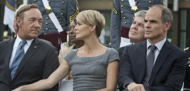 《纸牌屋》一共出了几季?