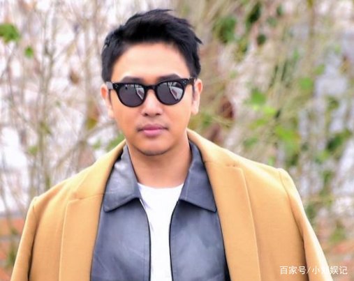 主持人欧弟官宣离婚!结婚6年有俩娃,仍没和前妻磨合好,当初为何要结婚?