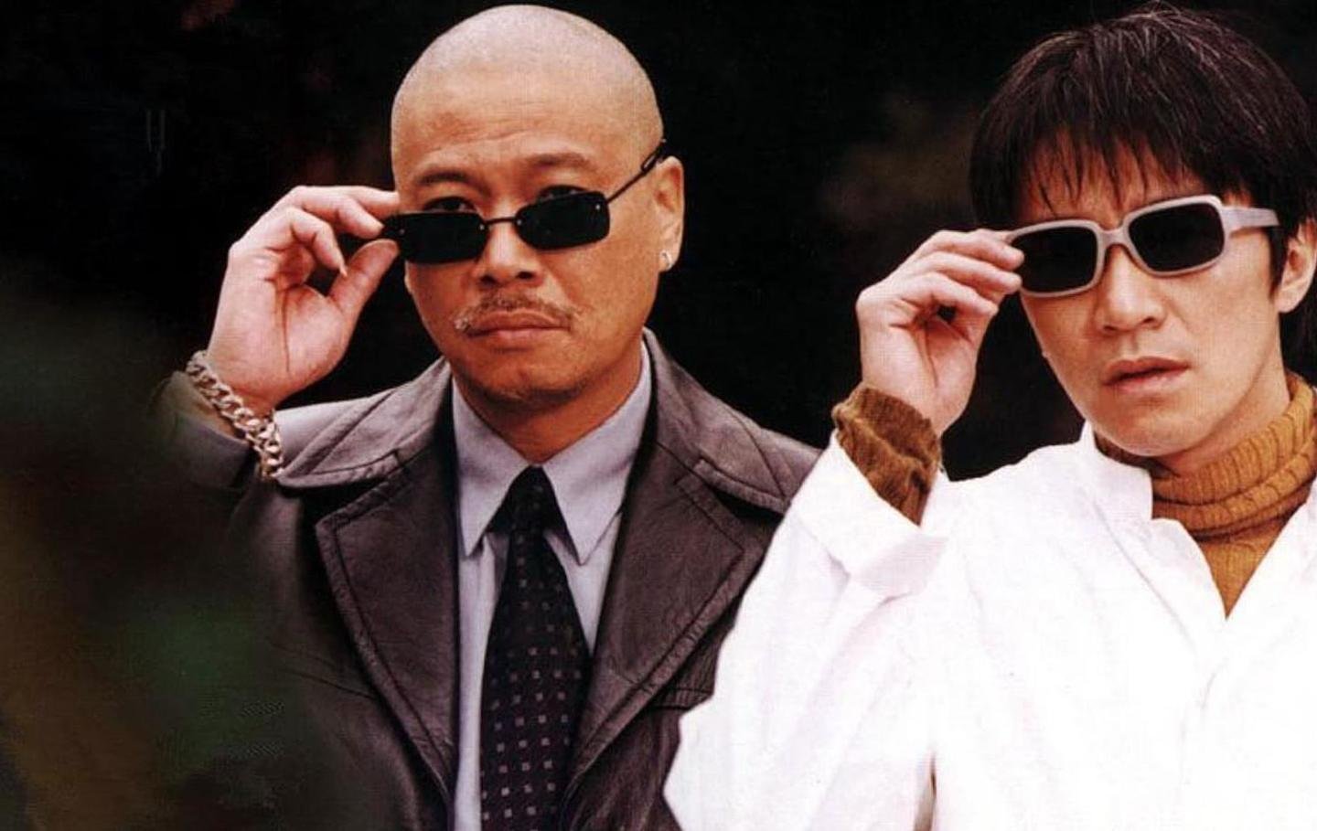 吴孟达灵堂现场遗照曝光,为何周星驰刘德华送的花牌最为显眼?