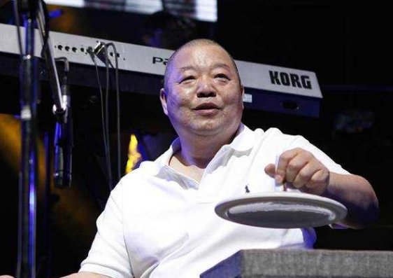 臧天朔的两个女人：李梅不离不弃，斯琴格日乐伤心离去，她们都是什么关系？