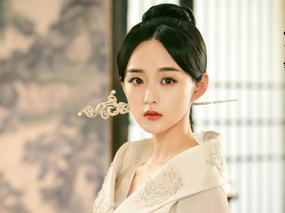 何泓姗恋情疑曝光,二人之间到底是一种怎样的关系?