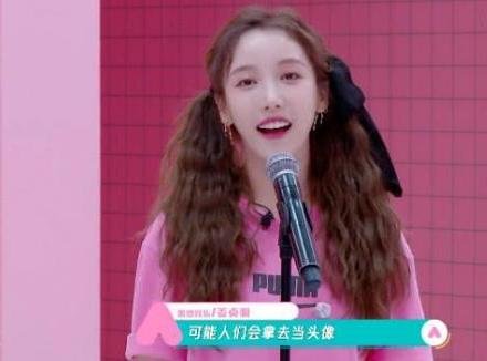 姜贞羽说她初中时是很多人的头像，原本不信，看到旧照你信了吗？