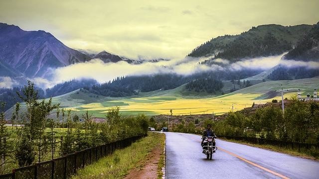 祁连山脚下有多美？