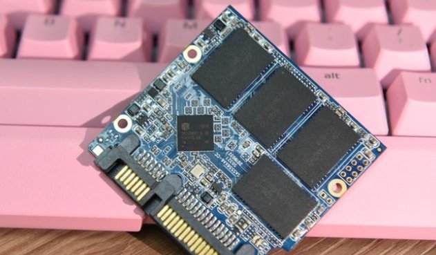 固态硬盘 （SSD） 有缓存和没有缓存有什么区别