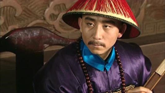 电视剧《雍正王朝》：弘时和老三胤祉去抄家，到了八爷府老三为何不敢进去？