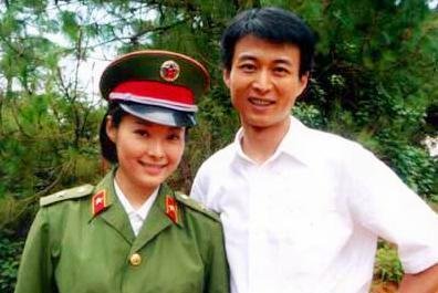 与袁立同居12年的富商徐威,为何转头就娶了张怡宁?