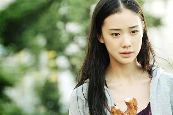 苍井优因为外貌冷艳，深受宅男喜爱，她还出演过哪些出名的作品？