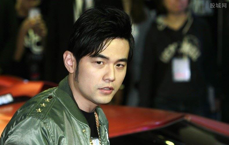 周杰伦方回应曲目泄露，他在乐坛有着怎样的影响力呢？