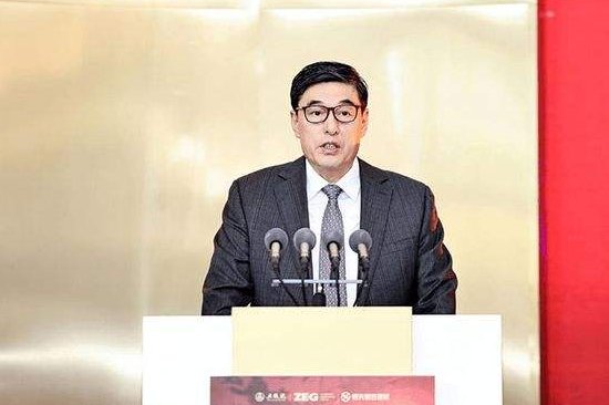 毛阿敏61岁的老公病逝了,他死后财产会如何分割?