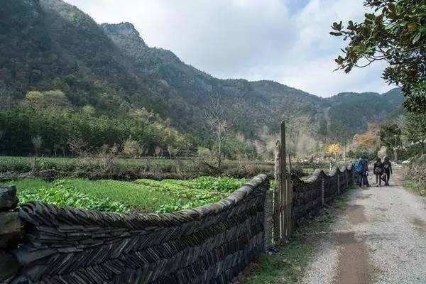 湖北“最诡异”村庄,水没坪村百年人口不变,难道真是“生一人死一人”?