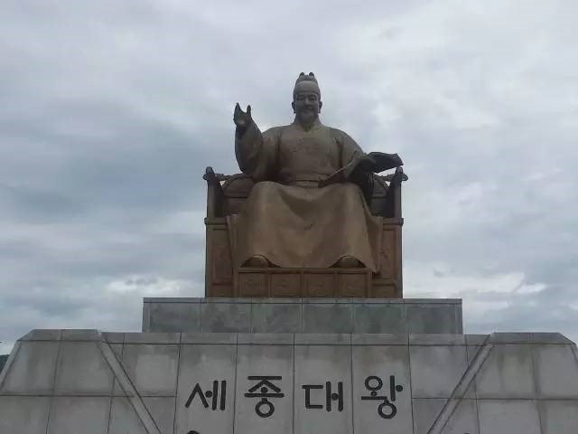 韩国现在还用汉字吗？