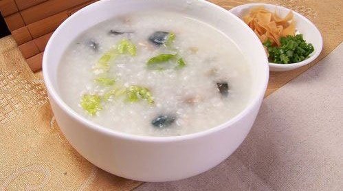 女性进入更年期吃什么好呢?