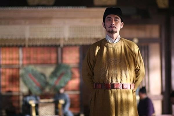 被骗与君王后妃喝酒，误上龙床，为何直接起兵造反，竟创立强大王朝？