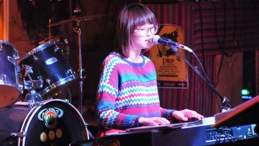 谁有丽江小倩的照片，要本人的，不要发一些扯淡的图片？