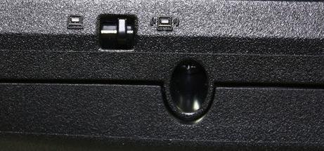 联想z465无线网卡硬件开关在什么位置？